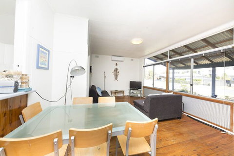 Douglas Cottage - Accommodation VIC 2