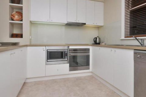 Villa 3br Vista Resort Condo Located Within Cypress Lakes Resort (nothing Is More Central) - Accommodation VIC 4