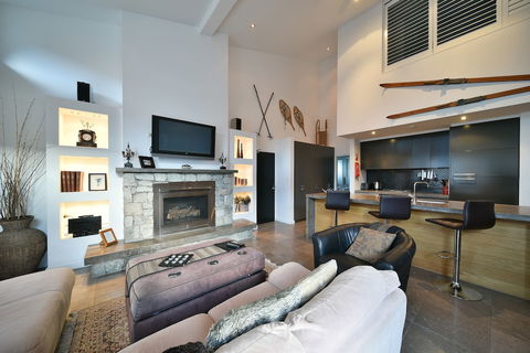 Powder 2 - Accommodation VIC 2