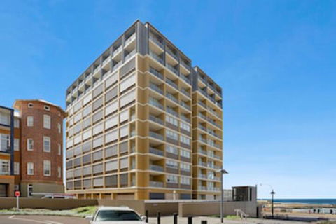 Beau Monde Apartments Newcastle - The York - Accommodation VIC 0