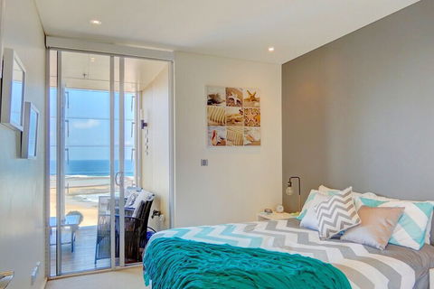 Beau Monde Apartments Newcastle - The York - Accommodation VIC 5