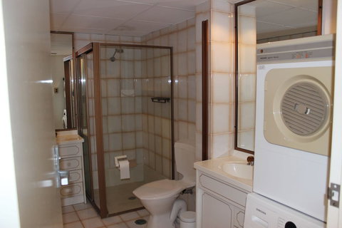 Oceanside - Accommodation VIC 2