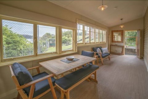 Steele Point Cottage - Accommodation VIC 7