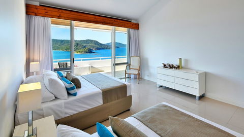 Bella Vista E9 Ocean View Spacious 2 Bed - Accommodation VIC 5