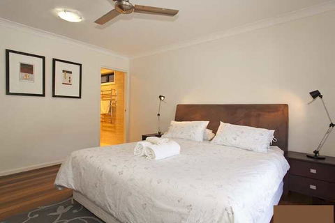 Hibiscus House Sawtell NSW - Accommodation VIC 6