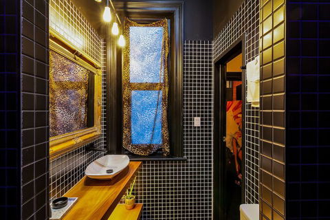 BANK192 - Accommodation VIC 3