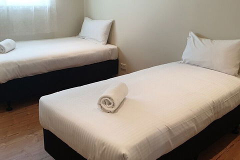 The Bay Apartment - Accommodation VIC 4