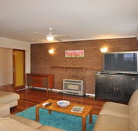Salty Sands Meters From THE Beach Free Wifi - Accommodation VIC