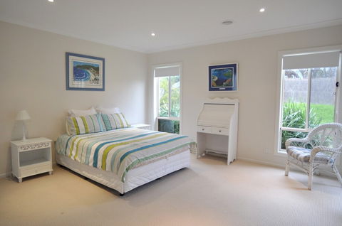 THE Haven Surf Side - Accommodation VIC 3