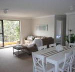Fleur Court Unit 9 26 28 Head Street - Accommodation VIC