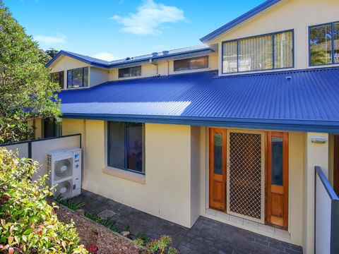 Terrigal Gem 3 / 9 Auld Street Terrigal - Accommodation VIC 2