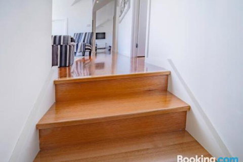 Bayview Loft - Accommodation VIC 4