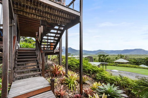 Daintree Holiday Homes La Vista - Accommodation VIC 6