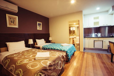 YTI Garden Hotel - Accommodation VIC 4