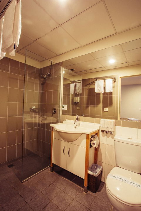 YTI Garden Hotel - Accommodation VIC 6