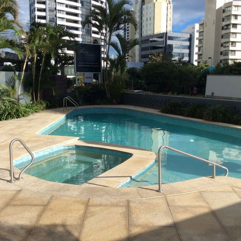 Pacific Resort Broadbeach - Accommodation VIC 3