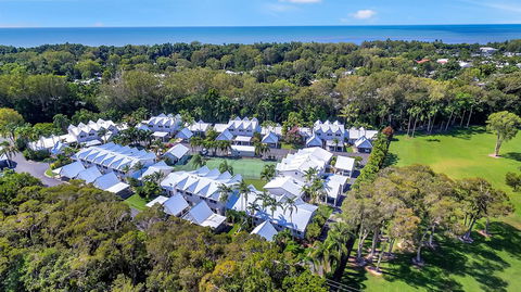 Titree Village Holiday Apartments - Accommodation VIC 2