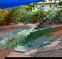 Coconut Grove Holiday Apartments - Accommodation VIC