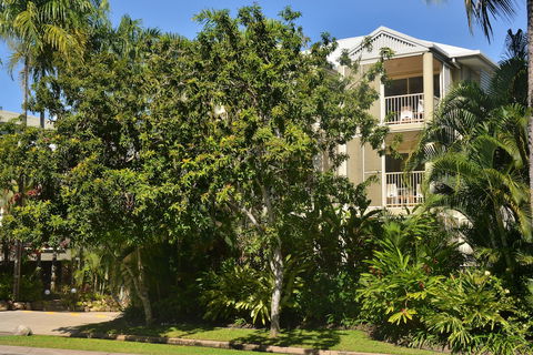 Port Douglas Apartments - Accommodation VIC 6
