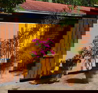 Pink Flamingo Resort - Accommodation VIC
