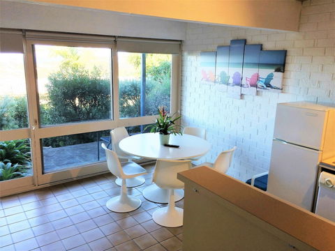 Pacific Heights Holiday Apartments & Munn's Tower House - Accommodation VIC 0