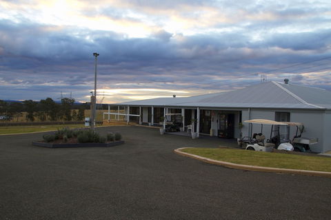 H Boutique Hotel - Accommodation VIC 3