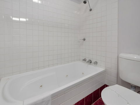 Banjo Paterson Inn - Accommodation VIC 4