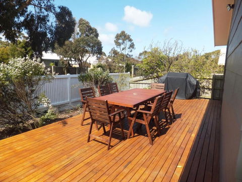 TERRIFIC On TAMARA CRESCENT - Accommodation VIC 4