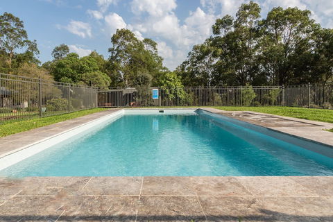 Hermitage Hideaway Homestead & Cottage - Accommodation VIC 2