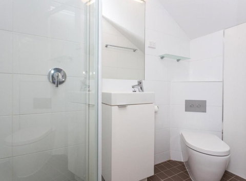 McLeod - Accommodation VIC 3
