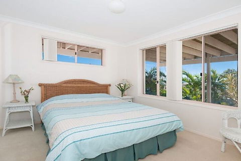 Pacific Rose Winter Holiday Special - Accommodation VIC 7
