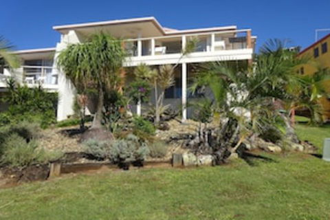 Pacific Rose Winter Holiday Special - Accommodation VIC 0