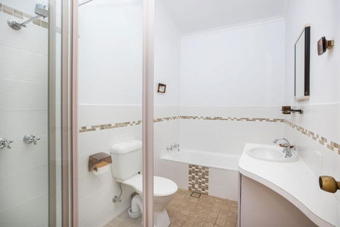 Family Paradise - Accommodation VIC 3