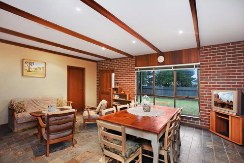 Don Carmella - Accommodation VIC 5