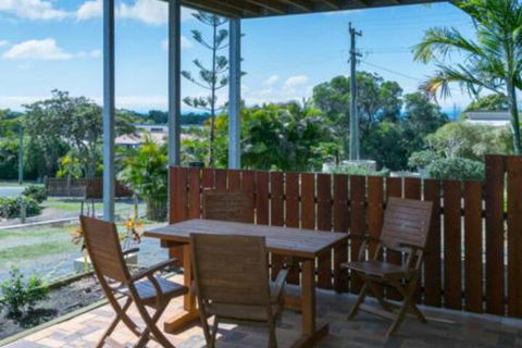 Blue Water Retreat Downstairs - Accommodation VIC 2