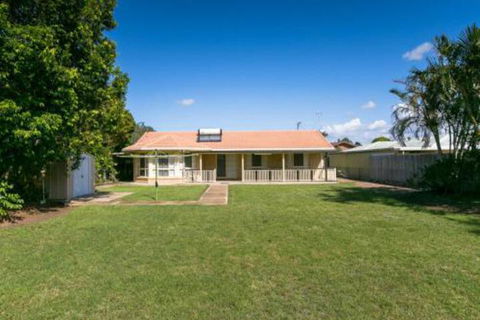 Cozy Family Holiday House - Accommodation VIC 2