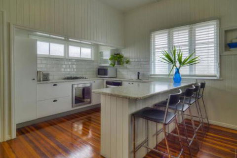 Fishermans Cottage Hervey Bay - Accommodation VIC 6