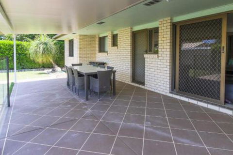 Hibiscus Holiday Home - Accommodation VIC 3