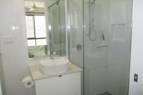 Upstairs & Downstairs 81 Denman Camp Rd - Accommodation VIC 5