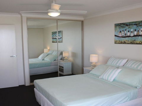 Beachpoint 302 On The Beach! - Accommodation VIC 6