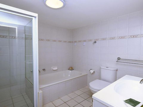 Ebbtide 3 On Main Beach! - Accommodation VIC 5