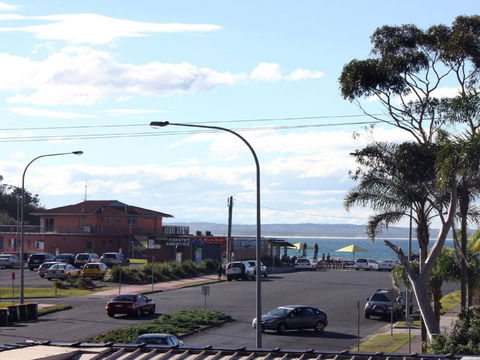 Crystal Waters 6 CBD Location - Accommodation VIC 6