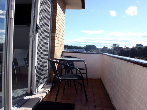 Crystal Waters 6 CBD Location - Accommodation VIC 2