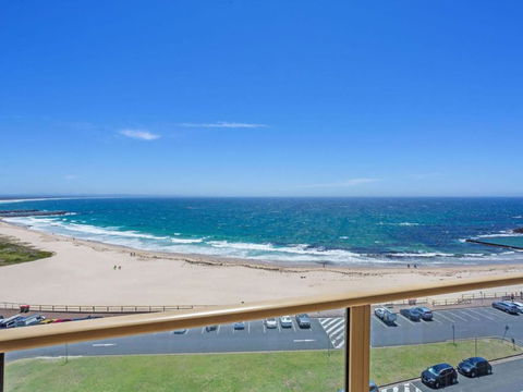Ebbtide 38 On The Beach! - Accommodation VIC 4
