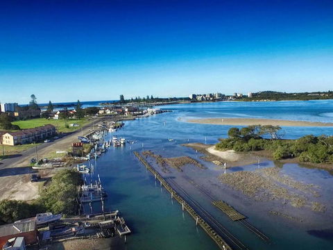 Fairholme 5 Opposite Lake - Accommodation VIC 2