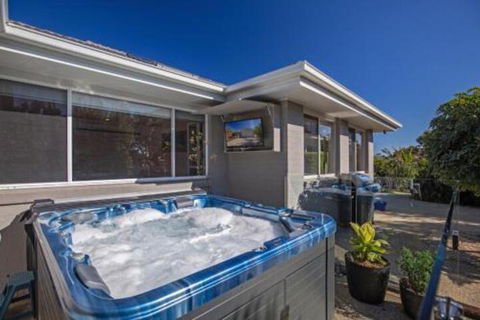 The Little Island Orchard - Accommodation VIC 2