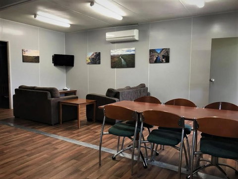 Lake Callide Retreat - Accommodation VIC 3