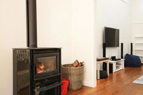 Calming Waters Pet Friendly 3 Min Walk To Beach - Accommodation VIC 5