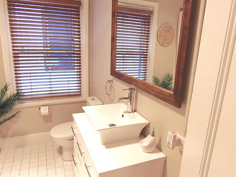 YSG The Edward Townhouse 157 Steps To Town - Accommodation VIC 2