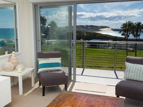 12 Cliff Road - Accommodation VIC 3